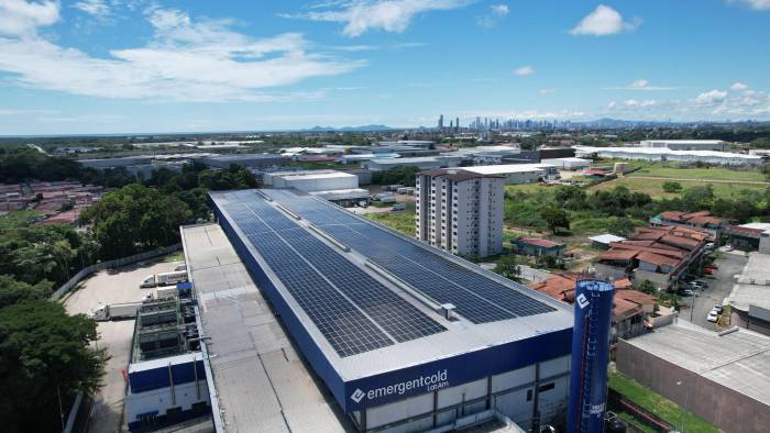 Este proyecto impulsa la transformación energética de Panamá, demostrando que el sector privado puede ser un motor clave en la transición hacia fuentes de energía más limpias. Este proyecto impulsa la transformación energética de Panamá, demostrando que el sector privado puede ser un motor clave en la transición hacia fuentes de energía más limpias.