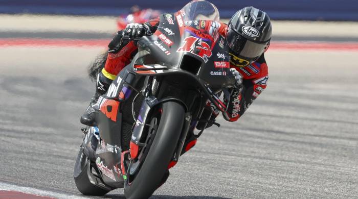 El piloto español de MotoGP Maverick Viñales compite en el Gran Premio de las Américas, este 14 de abril de 2024, en Austin, Texas (EE.UU.). EFE/ Adam Davis