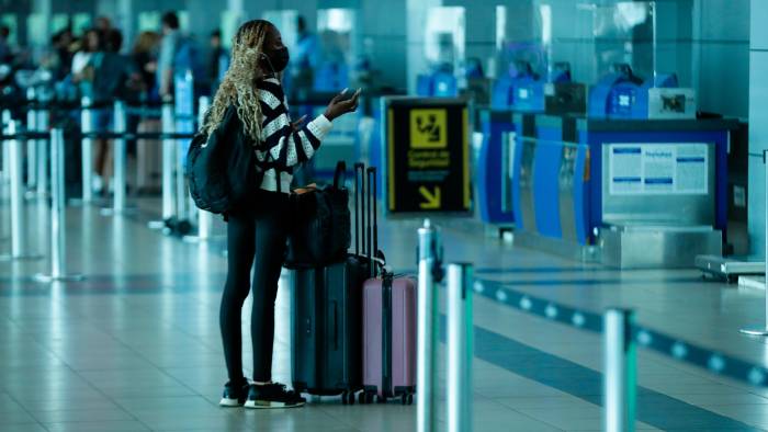 El seguro beneficiará a extranjeros o panameños residentes en el exterior que ingresen al país por los aeropuertos internacionales con los que cuenta Panamá. El seguro beneficiará a extranjeros o panameños residentes en el exterior que ingresen al país por los aeropuertos internacionales con los que cuenta Panamá.