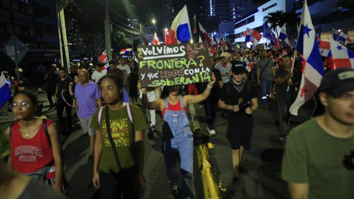 La manifestación de este 29 de abril convocó a cientos de personas, quienes partieron desde la Cinta Costera hacia Calle 50. La manifestación de este 29 de abril convocó a cientos de personas, quienes partieron desde la Cinta Costera hacia Calle 50.