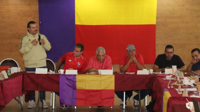Según Alemán, los resultados para el panameñismo en las dos últimas elecciones generales, con Blandón de protagonista, han sido de los peores en la historia política del colectivo. Según Alemán, los resultados para el panameñismo en las dos últimas elecciones generales, con Blandón de protagonista, han sido de los peores en la historia política del colectivo.