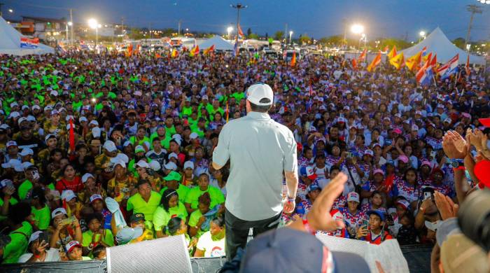 Este viernes inicia una gira de tres días en Bocas del Toro. Este viernes inicia una gira de tres días en Bocas del Toro.