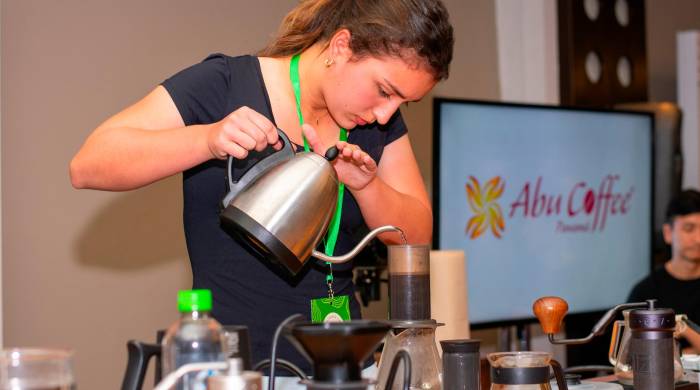 Sofía Luttrell ganó la primera edición de la Competencia de Aeropress. Sofía Luttrell ganó la primera edición de la Competencia de Aeropress.