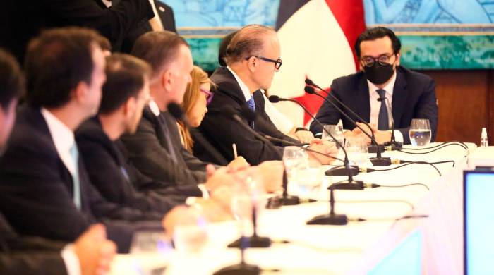 Representantes del sector bancario durante la reunión con el presidente de la República, Laurentino Cortizo. Representantes del sector bancario durante la reunión con el presidente de la República, Laurentino Cortizo.