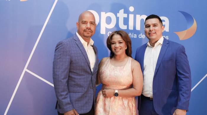 Rafael Pérez, Maritza Reyes y Rafael Pérez Jr.