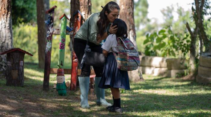 Arianne Benedetti participa junto a su hija Mila en la película. Arianne Benedetti participa junto a su hija Mila en la película.