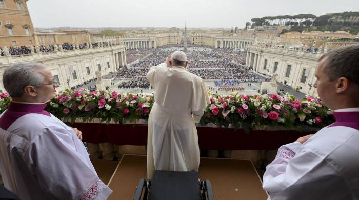 ‘No permitamos que las hostilidades en curso continúen afectando gravemente a la población civil’, dijo el papa. ‘No permitamos que las hostilidades en curso continúen afectando gravemente a la población civil’, dijo el papa.