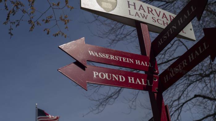 Harvard es una de las universidades que ha perdido parte de sus fondos por las políticas de Donald Trump. Harvard es una de las universidades que ha perdido parte de sus fondos por las políticas de Donald Trump.