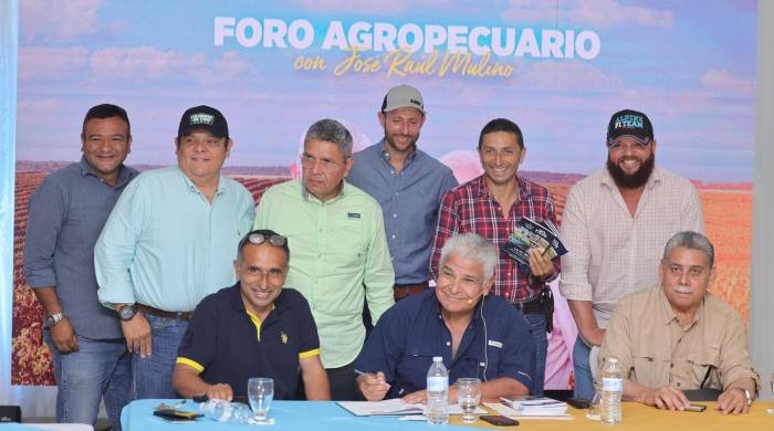 En el acto participaron representantes de diversas agrupaciones de productores de Panamá. En el acto participaron representantes de diversas agrupaciones de productores de Panamá.