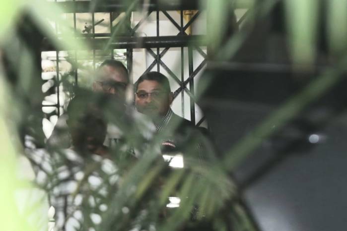 Méndez se encuentra en la sede diplomática desde la madrugada del 21 de mayo. Méndez se encuentra en la sede diplomática desde la madrugada del 21 de mayo.