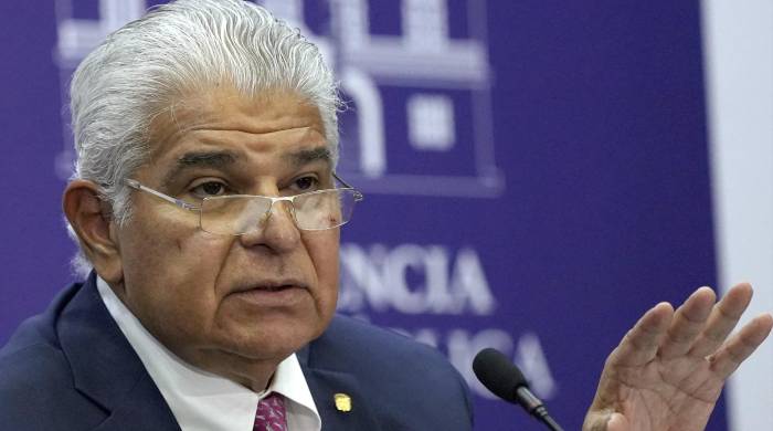 Machado y Mulino conversaron por 30 minutos. Machado y Mulino conversaron por 30 minutos.