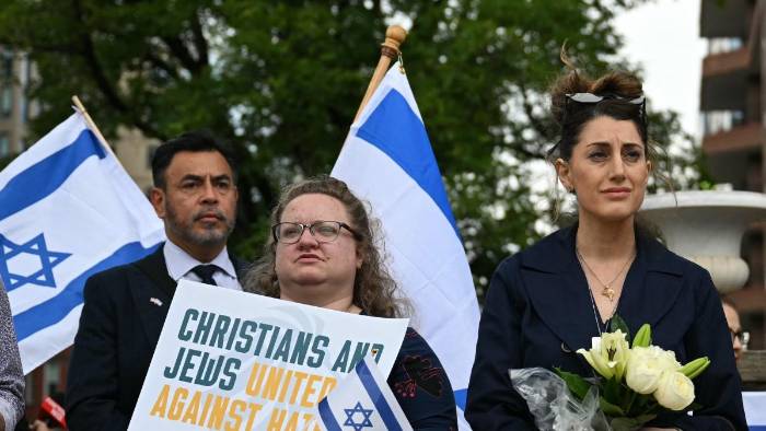 Judíos en Estados Unidos se concentran alrededor del lugar del atentado en Estados Unidos. Judíos en Estados Unidos se concentran alrededor del lugar del atentado en Estados Unidos.