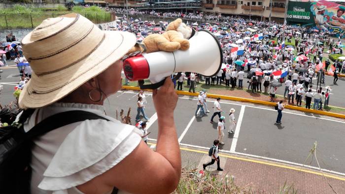 Las consignas fueron por la autonomía universitaria. Las consignas fueron por la autonomía universitaria.