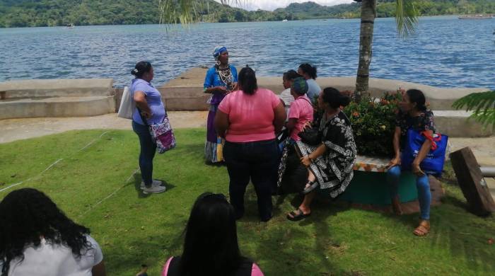 Las alumnas durante una gira a Portobelo. Las alumnas durante una gira a Portobelo.