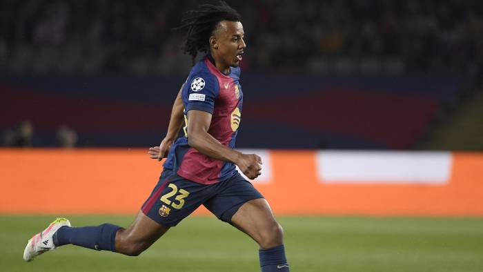 Jules Koundé durante un partido con el FC Barcelona. Jules Koundé durante un partido con el FC Barcelona.