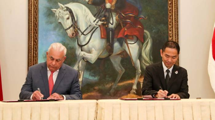 Firma de minuta del curso internacional entre el Mida y Jaica. Firma de minuta del curso internacional entre el Mida y Jaica.
