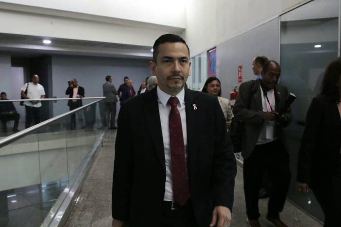 Lusi Gómez, procurador general de la Nación. Lusi Gómez, procurador general de la Nación.