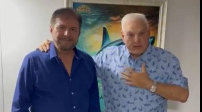 Henríquez visitó este miércoles al exmandatario en la sede diplomática. Henríquez visitó este miércoles al exmandatario en la sede diplomática.
