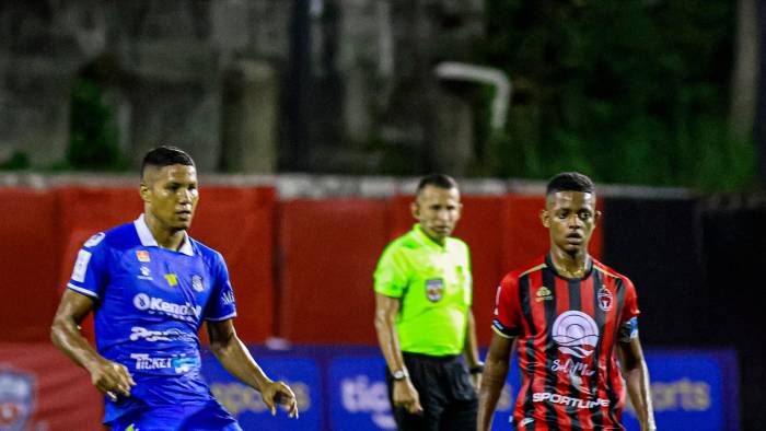 Este 6 de mayo se conmemora el Día del Futbolista panameño. Este 6 de mayo se conmemora el Día del Futbolista panameño.