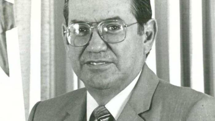 Julio E. Linares Julio E. Linares