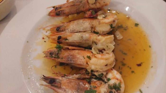 Langostinos al ajillo. Langostinos al ajillo.