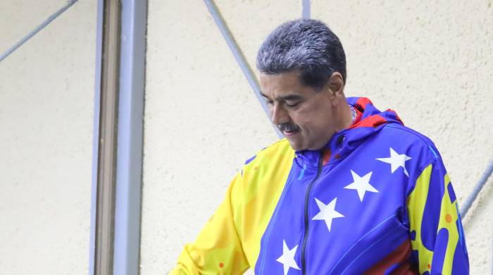 Nicolás Maduro, ejerciendo el voto durante las elecciones presidenciales este domingo en Caracas. Nicolás Maduro, ejerciendo el voto durante las elecciones presidenciales este domingo en Caracas.