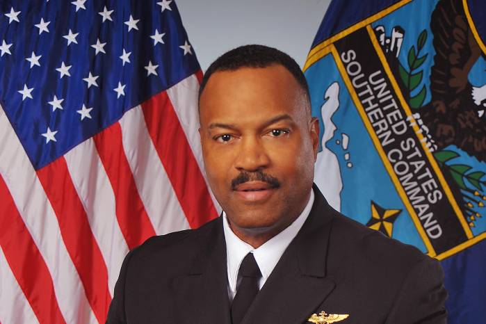 Almirante Alvin Holsey, jefe del Comando Sur de Estados Unidos. Almirante Alvin Holsey, jefe del Comando Sur de Estados Unidos.
