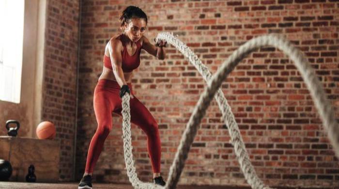El CrossFit permite nivelar el colesterol, mejora el funcionamiento matabólico, reduce lesiones y aumenta el autoestima. El CrossFit permite nivelar el colesterol, mejora el funcionamiento matabólico, reduce lesiones y aumenta el autoestima.