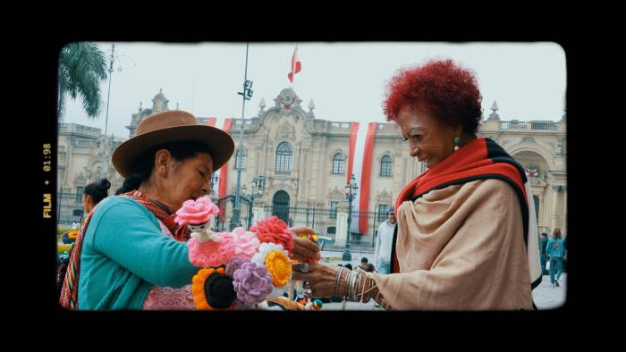La artista desarrolló buena parte de su carrera en Perú, se casó con un peruano y tiene la nacionalidad peruana. La artista desarrolló buena parte de su carrera en Perú, se casó con un peruano y tiene la nacionalidad peruana.
