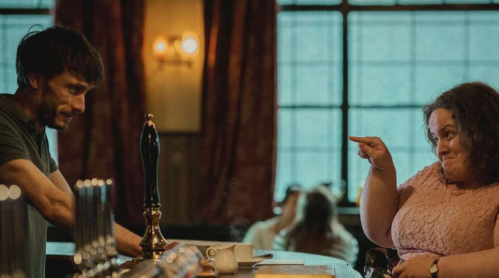 La nueva serie de Netflix cuenta la historia de la vida real de su protagonista y el acoso que vivió. La nueva serie de Netflix cuenta la historia de la vida real de su protagonista y el acoso que vivió.