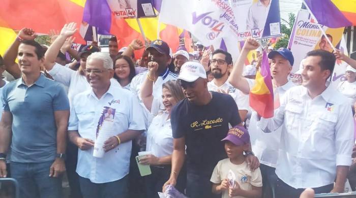 Roux y Blandón recorrieron diversos puntos del distrito de San Miguelito, con parte de la oferta electoral del circuito 8-2. Roux y Blandón recorrieron diversos puntos del distrito de San Miguelito, con parte de la oferta electoral del circuito 8-2.