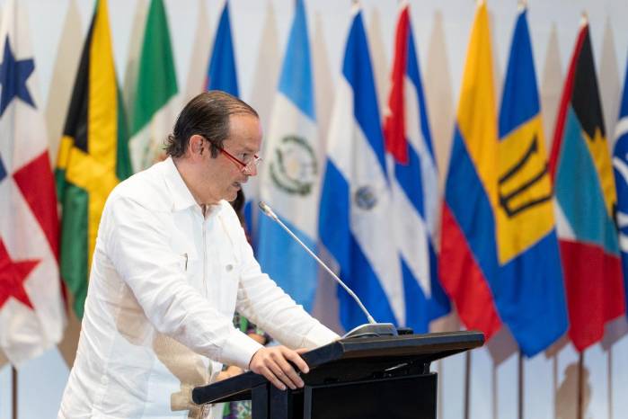 El canciller recordó que Japón es el tercer usuario del Canal de Panamá, por ello se han tocado temas relacionados a la promoción de inversión. El canciller recordó que Japón es el tercer usuario del Canal de Panamá, por ello se han tocado temas relacionados a la promoción de inversión.
