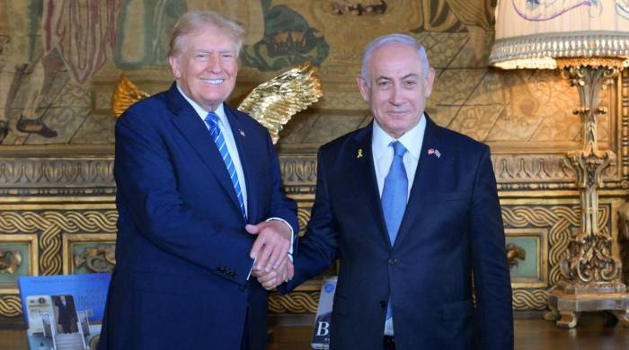 El primer ministro de Israel, Benjamín Netanyahu, reunido con el expresidente (2017-2021) y candidato. El primer ministro de Israel, Benjamín Netanyahu, reunido con el expresidente (2017-2021) y candidato.