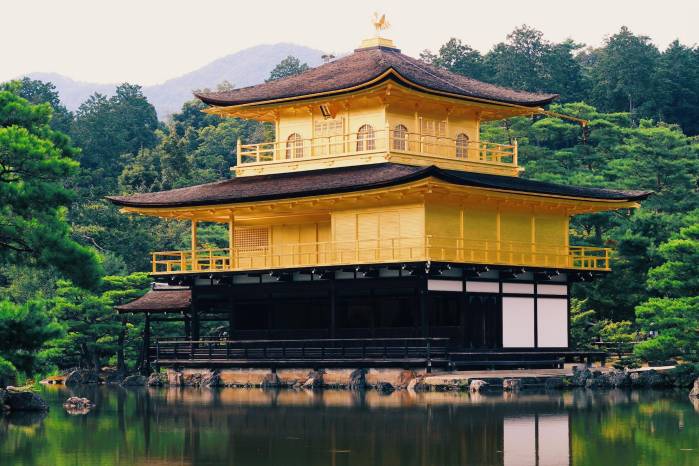 Templo budista Kinkaku Ji Templo budista Kinkaku Ji