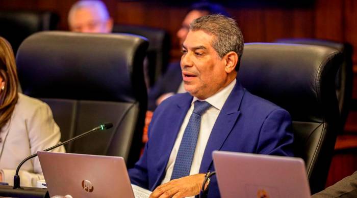 Panamá avanza hacia una regulación integral de Medicamentos y Productos de Salud Panamá avanza hacia una regulación integral de Medicamentos y Productos de Salud