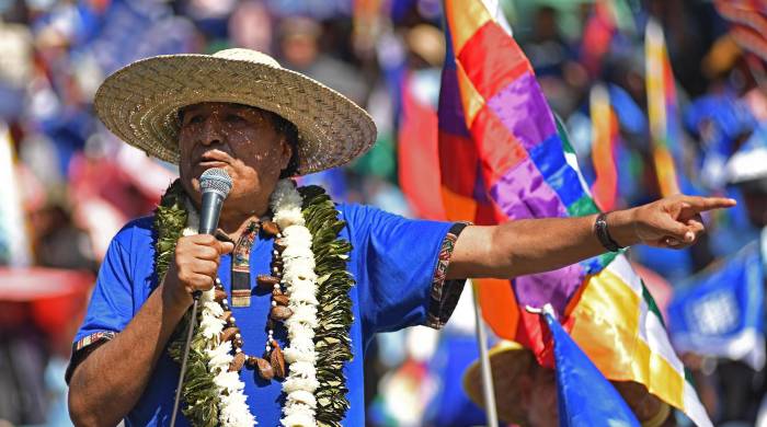 Fotografía de archivo del 10 de junio de 2024 del expresidente de Bolivia Evo Morales durante un acto de proclamación de su candidatura para los comicios presidenciales de 2025, en Villa Tunari (Bolivia). Fotografía de archivo del 10 de junio de 2024 del expresidente de Bolivia Evo Morales durante un acto de proclamación de su candidatura para los comicios presidenciales de 2025, en Villa Tunari (Bolivia).