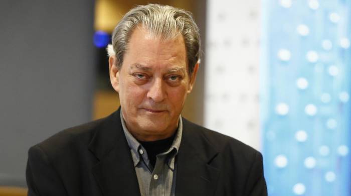 Fotografía de archivo del escritor estadounidense Paul Auster posando durante la presentación de su novela 4321, el 4 de septiembre de 2017, en Madrid.