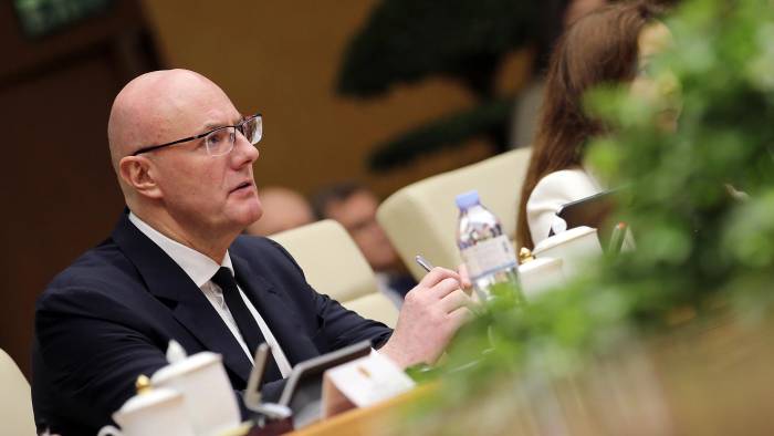 El viceprimer ministro de Rusia, Dmitry Chernyshenko, en Hanói, Vietnam. El viceprimer ministro de Rusia, Dmitry Chernyshenko, en Hanói, Vietnam.