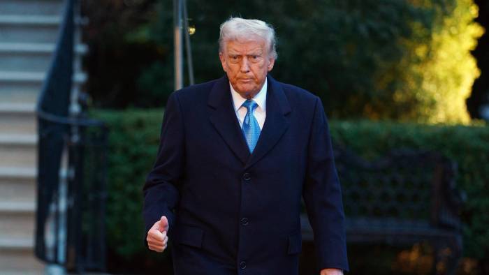 Fotografía de archivo del presidente de Estados Unidos, Donald Trump, en los jardines de la Casa Blanca, en Washington DC (EE.UU.). EFE/Will Olíver Fotografía de archivo del presidente de Estados Unidos, Donald Trump, en los jardines de la Casa Blanca, en Washington DC (EE.UU.). EFE/Will Olíver