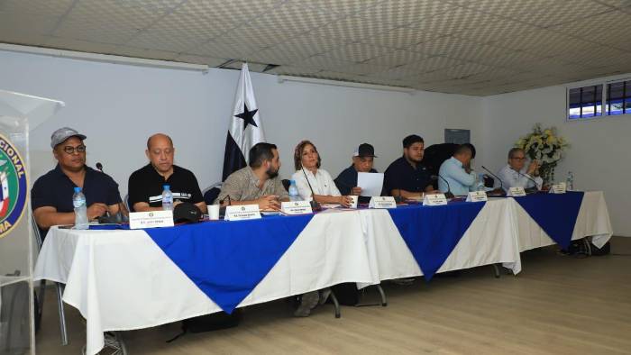 Los diputados estuvieron en la provincia de Darién. Los diputados estuvieron en la provincia de Darién.