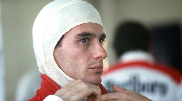 El brasileño Ayrton Senna antes del Gran Premio de España de Automovilismo de Fórmula Uno, en Jerez, España, de 1988. El brasileño Ayrton Senna antes del Gran Premio de España de Automovilismo de Fórmula Uno, en Jerez, España, de 1988.