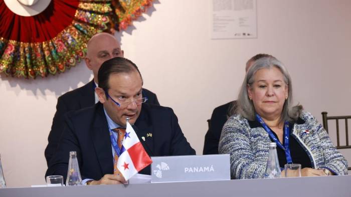 La reunión fue la XXIX Cumbre Iberoamericana de Jefes y Jefas de Estado. La reunión fue la XXIX Cumbre Iberoamericana de Jefes y Jefas de Estado.