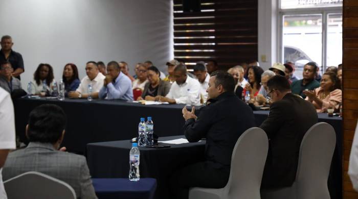 Esta medida busca asegurar una vida digna y segura para los policías retirados. Esta medida busca asegurar una vida digna y segura para los policías retirados.