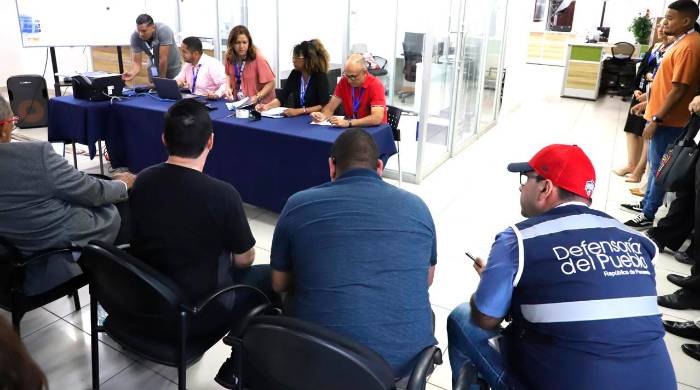Más de mil votos emitidos en el voto adelantado; observadores atentos al proceso electoral Más de mil votos emitidos en el voto adelantado; observadores atentos al proceso electoral