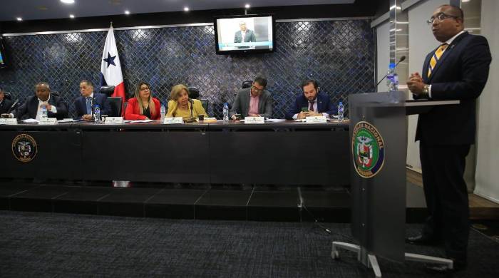 Javier Caraballo fue ratificado de manera unánime por la Comisión de Credenciales de la Asamblea Nacional. Javier Caraballo fue ratificado de manera unánime por la Comisión de Credenciales de la Asamblea Nacional.
