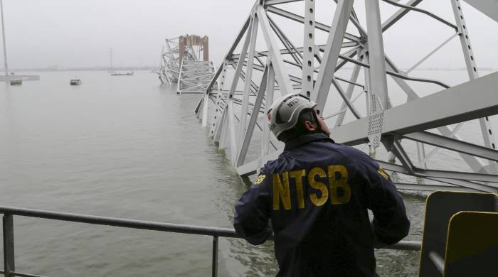 Fotografía cedida por la Junta Nacional de Seguridad en el Transporte (NTSB, por sus siglas en inglés) del puente Francis Scott Key Bridge, en Baltimore (EE. UU.).