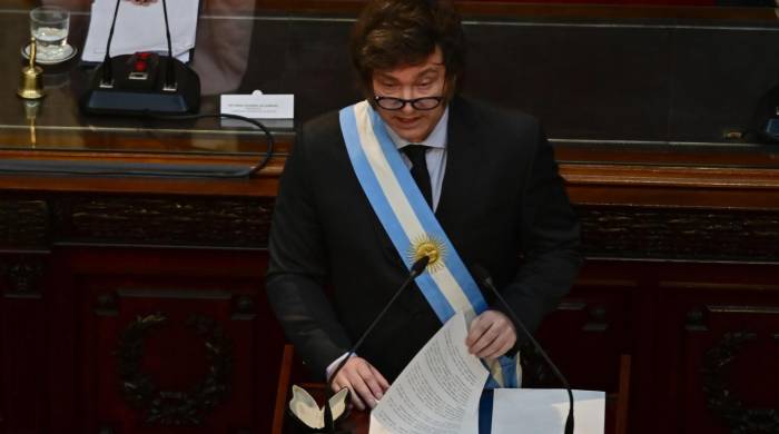El presidente de Argentina, Javier Milei, pronuncia su discurso al inicio de las sesiones ordinarias este viernes, en la Cámara de Diputados, en Buenos Aires (Argentina). El presidente de Argentina, Javier Milei, pronuncia su discurso al inicio de las sesiones ordinarias este viernes, en la Cámara de Diputados, en Buenos Aires (Argentina).