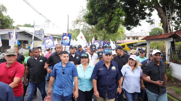 Mulino recorrió este jueves las calles del barrio La Pulida 2, en El Crisol, San Miguelito. Mulino recorrió este jueves las calles del barrio La Pulida 2, en El Crisol, San Miguelito.
