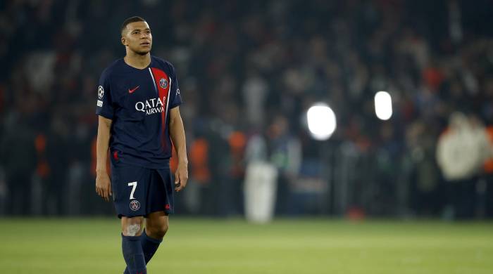 Kylian Mbappe durante el partido de vuelta de semifinales de la UEFA Champions League entre PSG y Dortmund en el Parque de los Príncipes de París. EFE/EPA/YOAN VALAT Kylian Mbappe durante el partido de vuelta de semifinales de la UEFA Champions League entre PSG y Dortmund en el Parque de los Príncipes de París. EFE/EPA/YOAN VALAT
