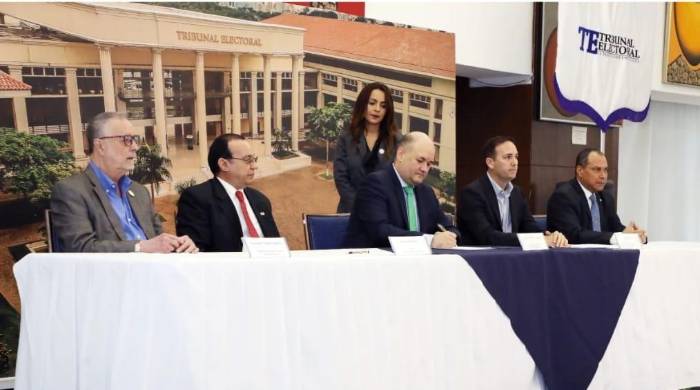 El primer debate presidencial que se realizará el 21 de febrero próximo, tendrá como anfitrión a la Universidad de Panamá. El primer debate presidencial que se realizará el 21 de febrero próximo, tendrá como anfitrión a la Universidad de Panamá.